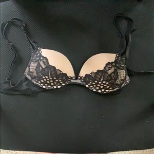 Very Sexy lace and mesh push up wire free